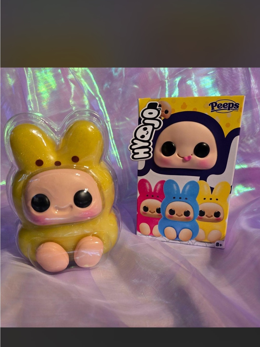 Yellow peep Hyojo Vinyl Figure